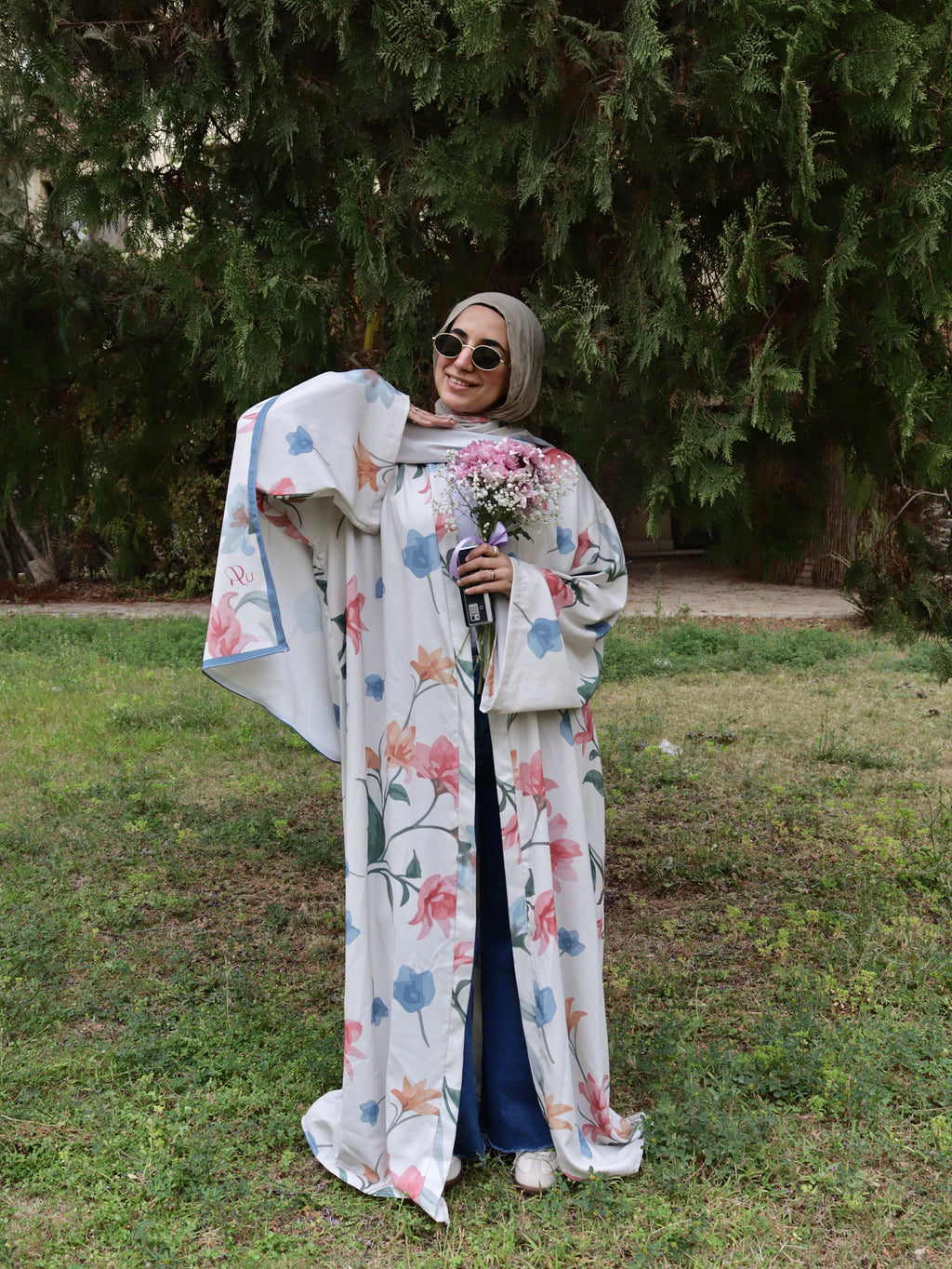 Peony abaya