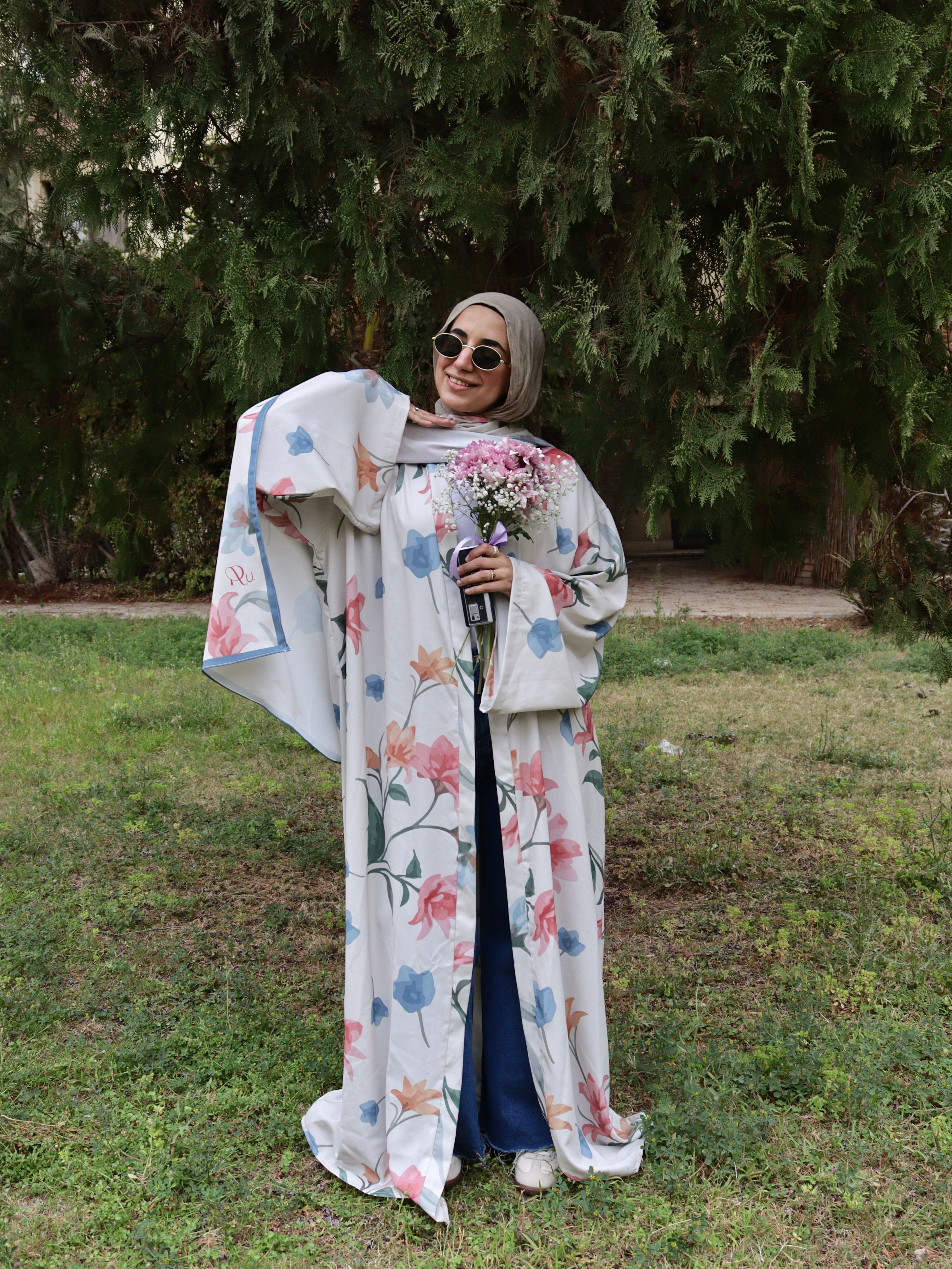 Peony abaya