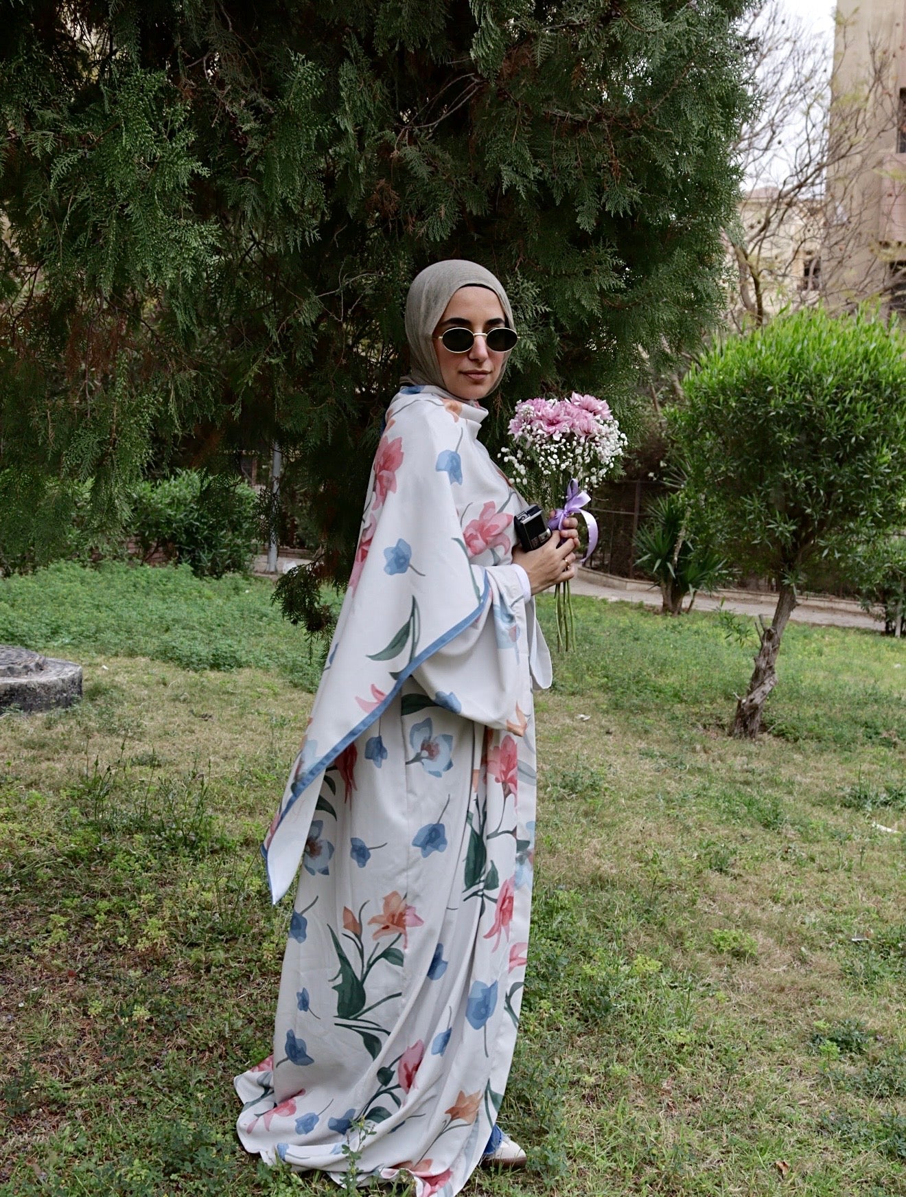 Peony abaya